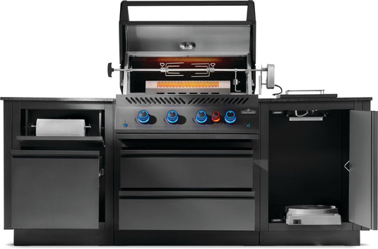 OASIS™ 300 Outdoor Kitchen, Built-in 700 Series 32 Built-in 700 Series 32