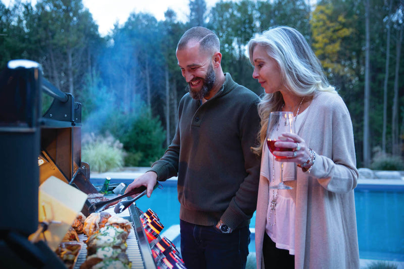 Load image into Gallery viewer, Prestige PRO™ 825 RSBI with Power Side Burner, Infrared Rear &amp; Bottom Burners (Propane)
