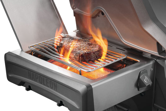 Rogue® PRO 625 SIB with Infrared Side Burner (Propane)
