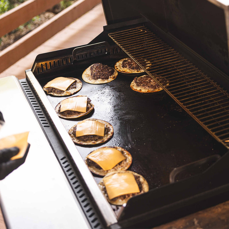 Load image into Gallery viewer, SmokeStone 600 Griddle
