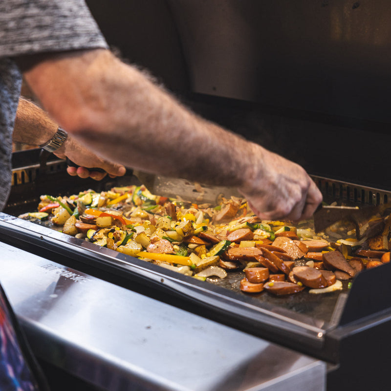 Load image into Gallery viewer, SmokeStone 600 Griddle
