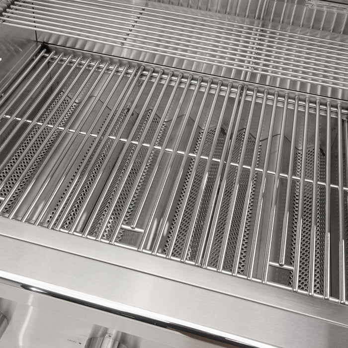 Load image into Gallery viewer, Coyote C-Series 34&quot; Grill on Cart - C3C34+C3C34CT
